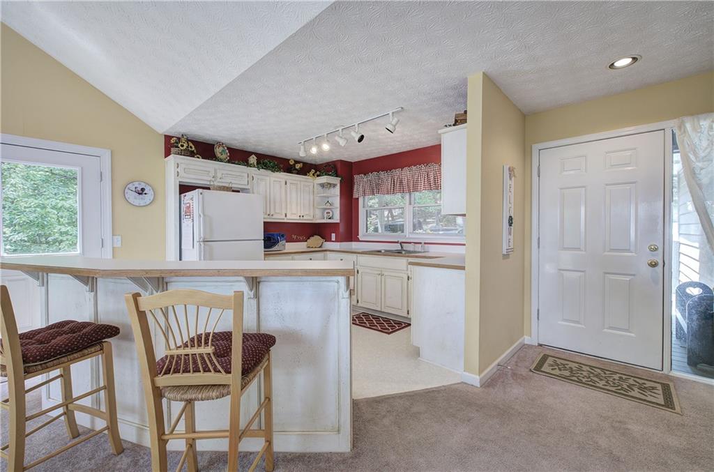 1379 Little Hendricks Mountain Road Jasper, GA 30143 - Photo 10 of 60
