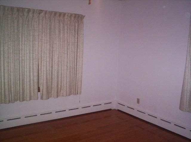 311 Maple Street Bennett, IA 52721 - Photo 6 of 10 Gallery Image 6