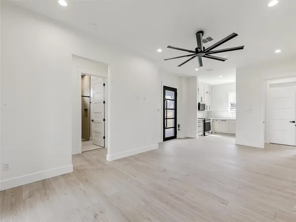 $1,375,000 | 209 Avery Lane, Gunter, TX 75058