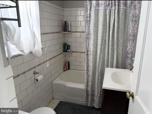 $384,900 | 904 Penn Avenue, Drexel Hill, PA 19026