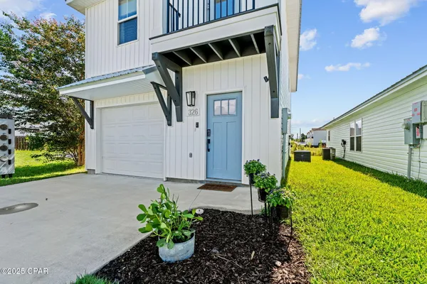 $2,100 | 326 Raven Lane, Panama City, FL 32404
