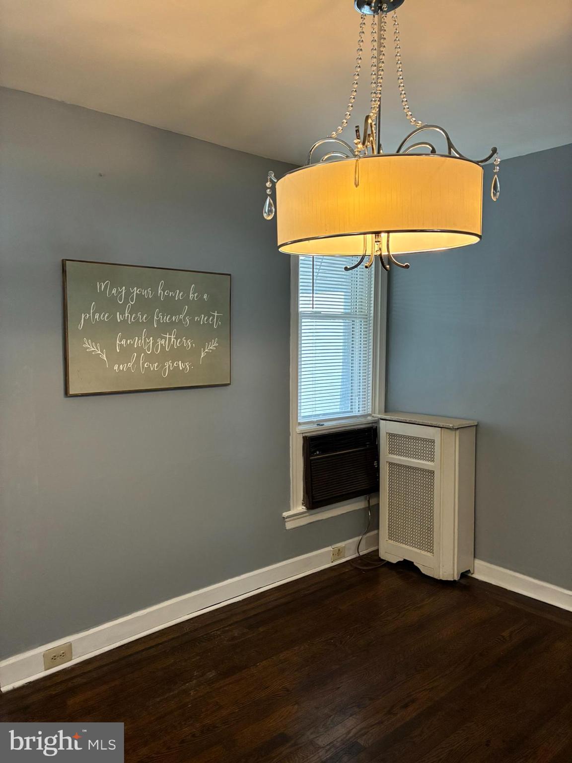 5943 Elsinore Street Philadelphia, PA 19120 - Photo 4 of 14