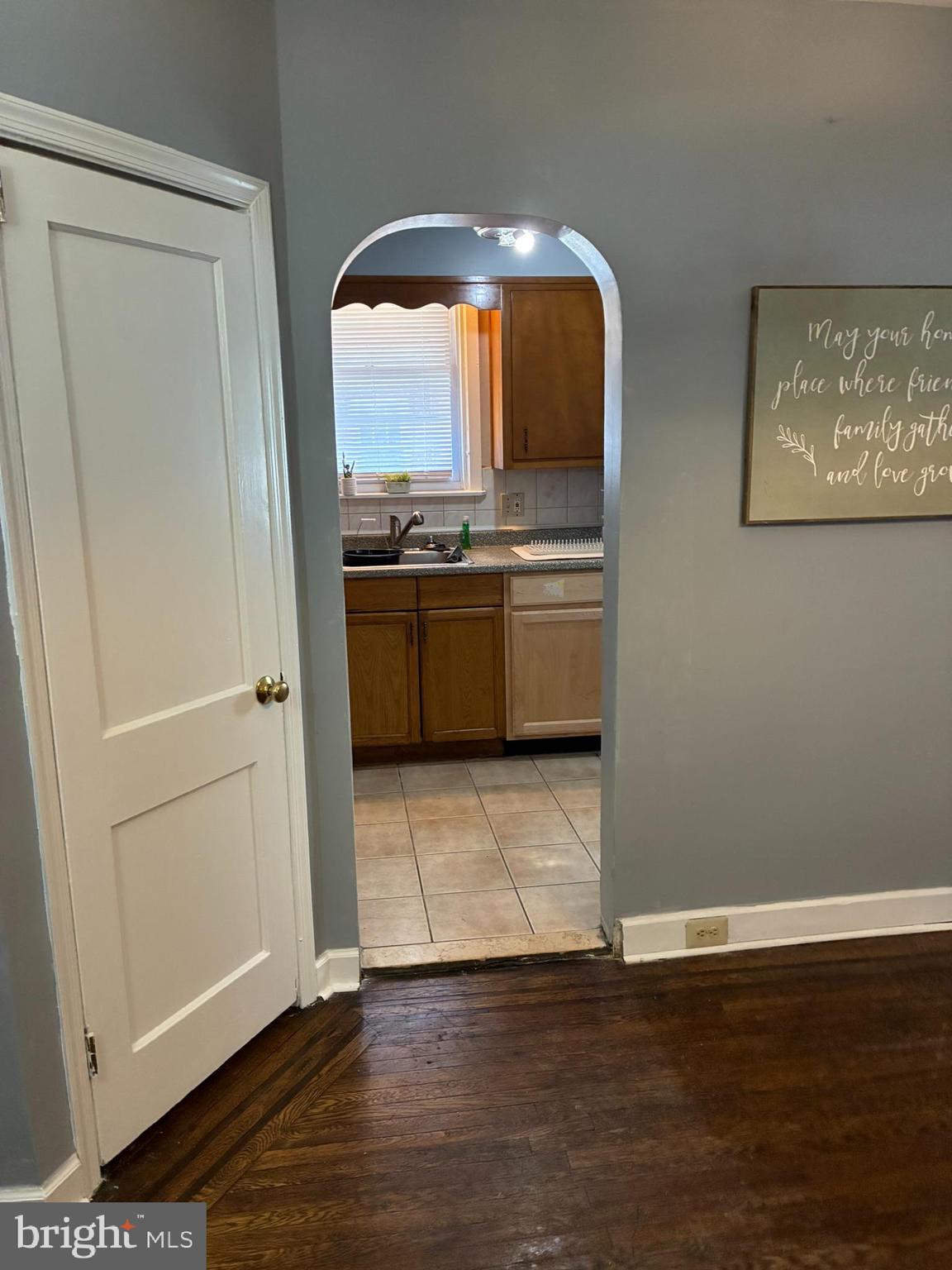 5943 Elsinore Street Philadelphia, PA 19120 - Photo 5 of 14