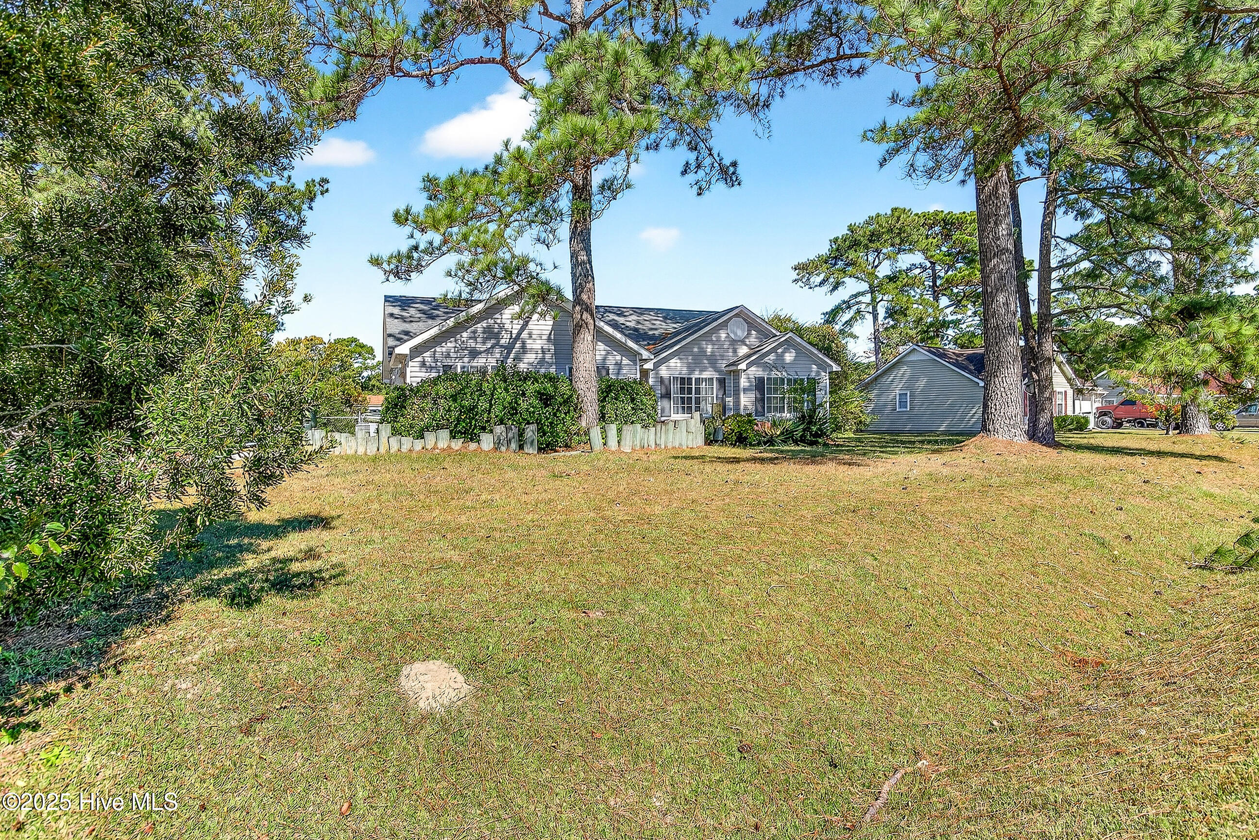 500 Dion Drive Hubert, NC 28539 - Photo 3 of 26 03