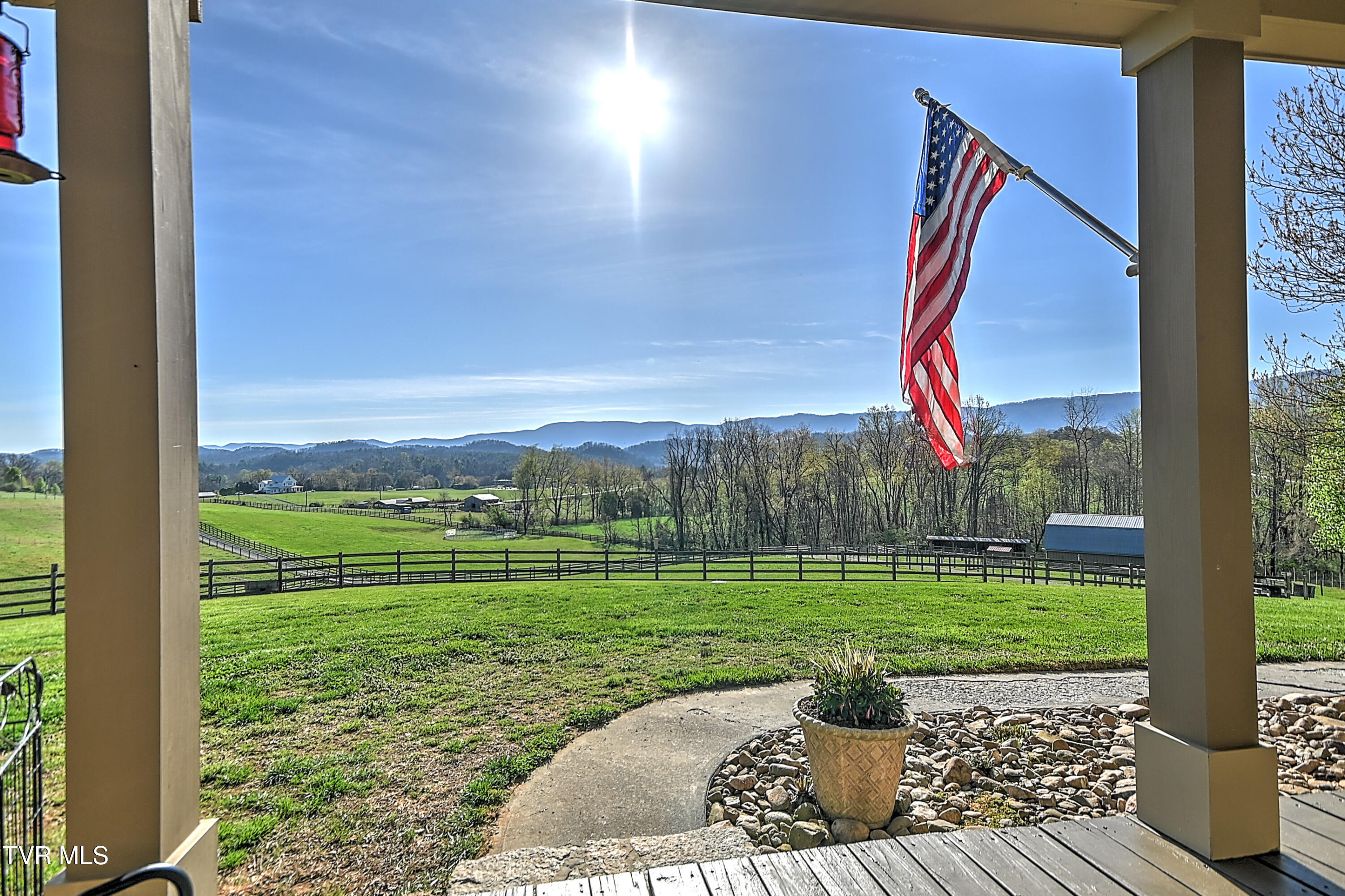 415 Beidleman Road Bristol, TN 37620 - Photo 14 of 101 photo_014