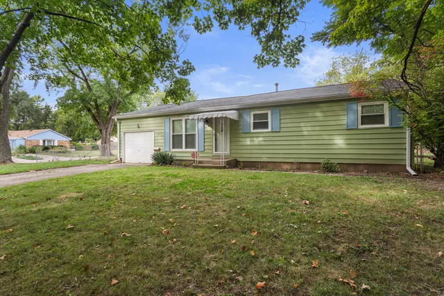 $149,900 | 1007 Rainbow View, Urbana, IL 61802