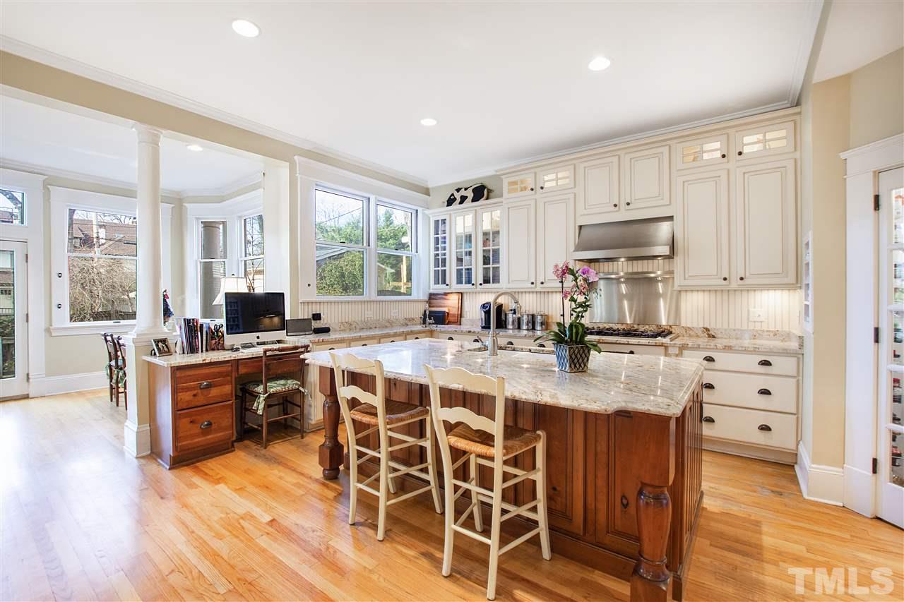 127 Hawthorne Road Raleigh, NC 27605 - Photo 12 of 30