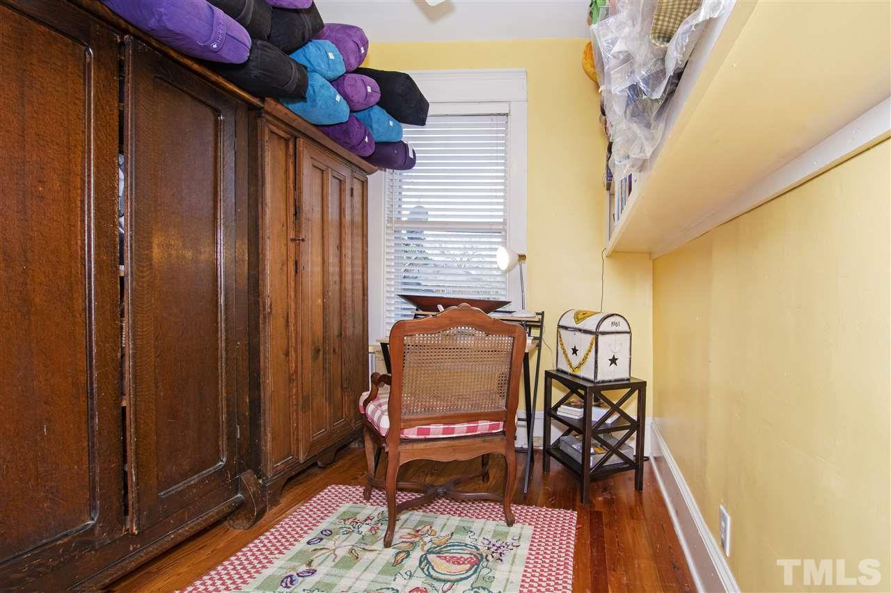 127 Hawthorne Road Raleigh, NC 27605 - Photo 27 of 30