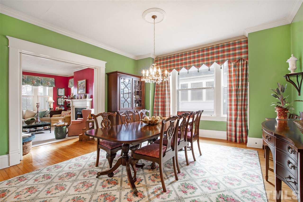 127 Hawthorne Road Raleigh, NC 27605 - Photo 9 of 30