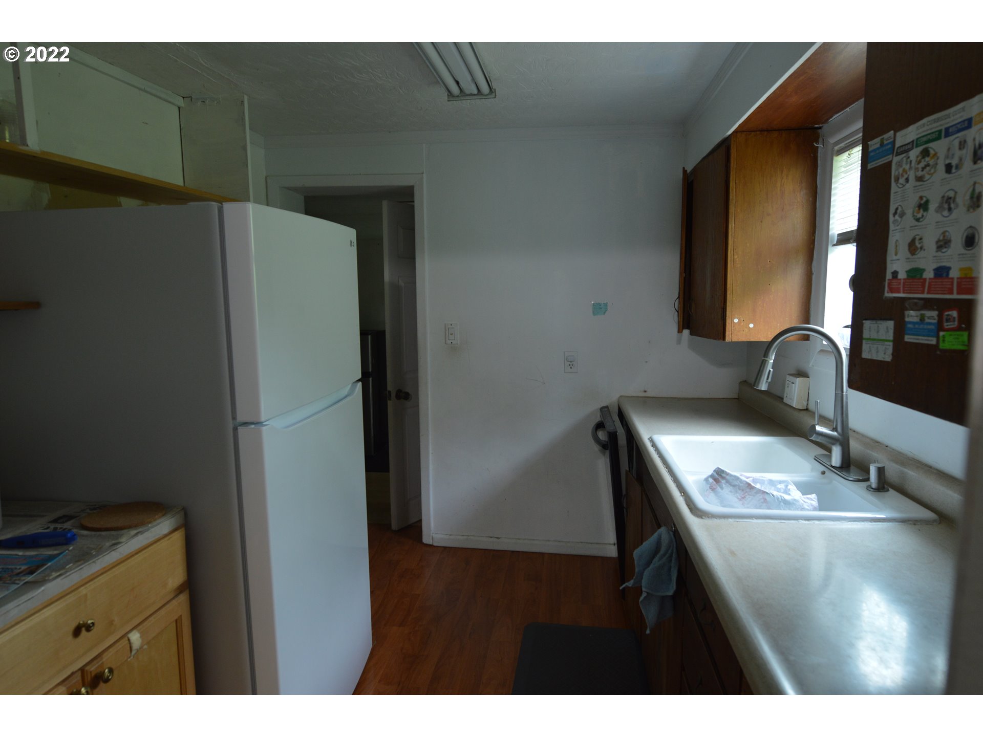 5938 Northeast 57th Avenue Portland, OR 97218 - Photo 5 of 21