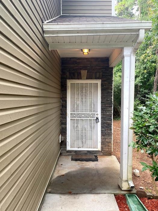 1630 Tigris Court Atlanta, GA 30349 - Photo 4 of 33 a view of entrance