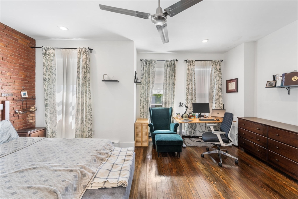 12 Pearl Street, Unit 4 Boston, MA 02129 - Photo 7 of 15
