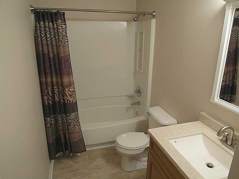 6035 Milhouse Road Indianapolis, IN 46221 - Photo 11 of 24 Gallery Image 11