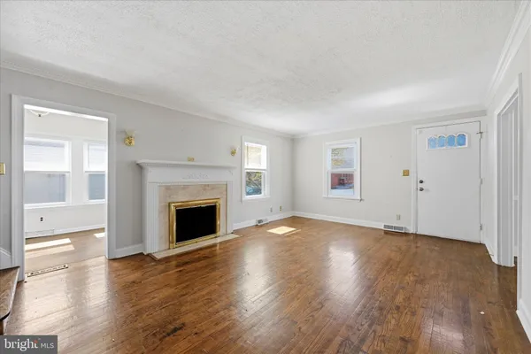 $2,595 | 3 Curtis Avenue, Wilmington, DE 19804