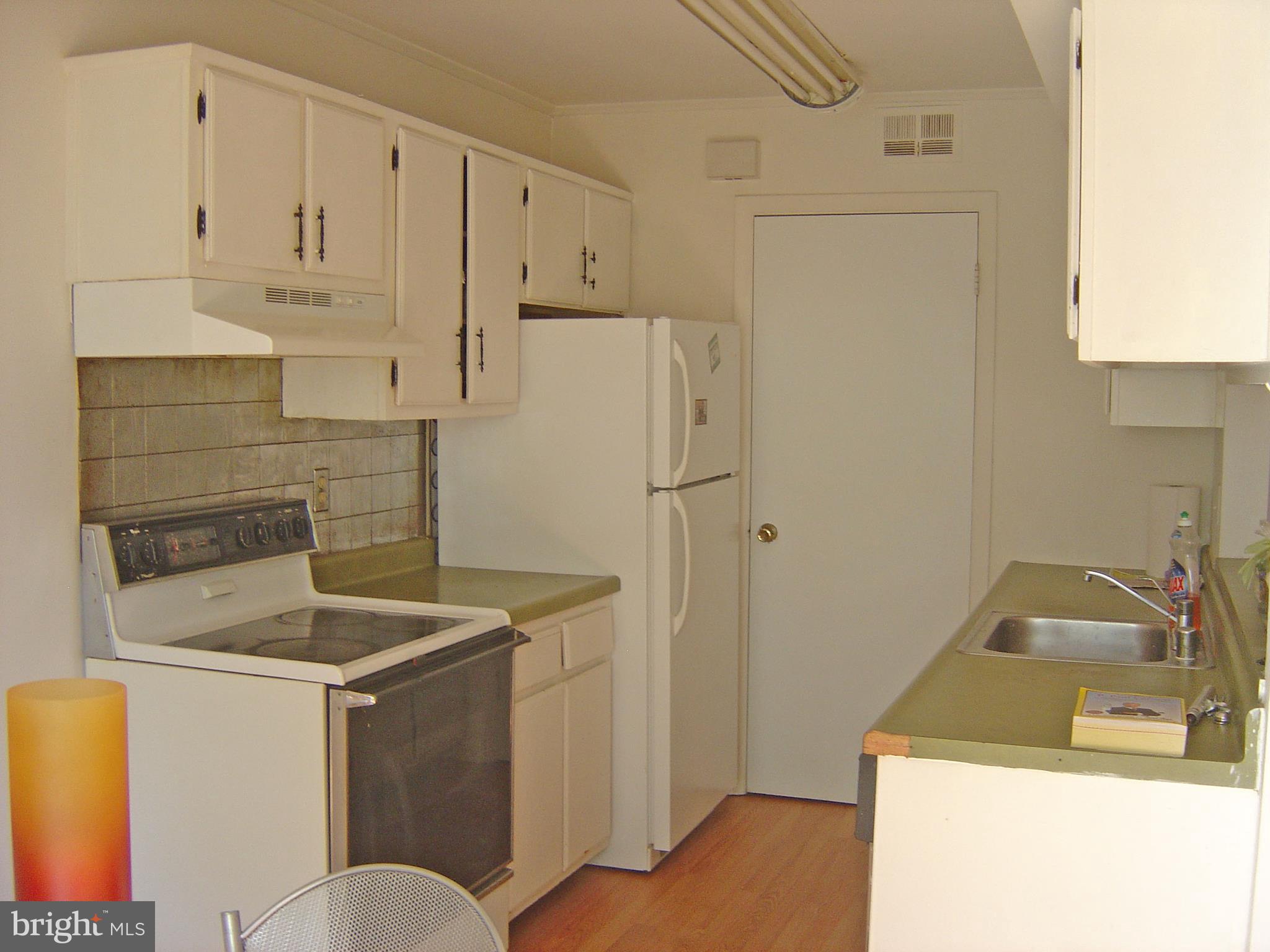 68 Ridgelawn Road, Unit B Reisterstown, MD 21136 - Photo 5 of 7