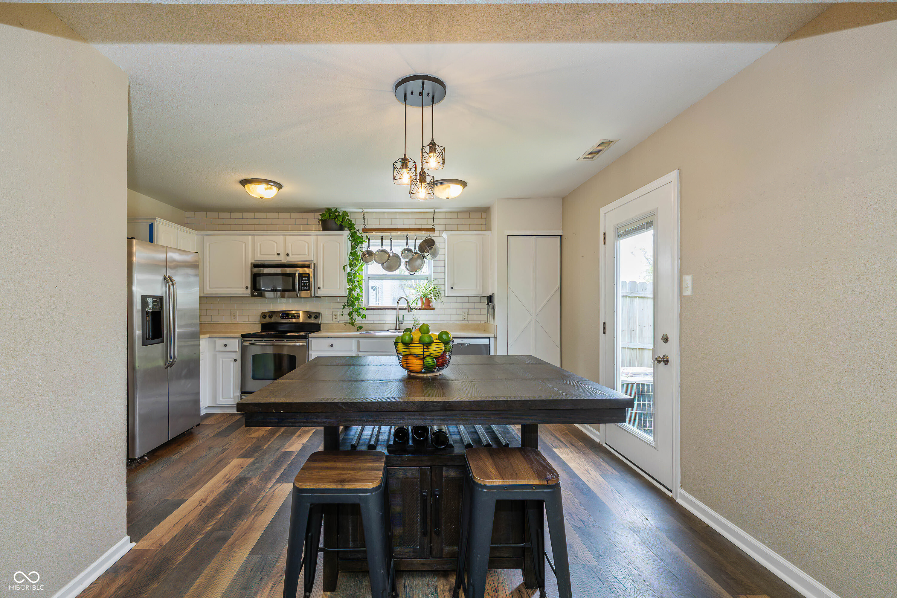 9307 West Dockside Circle Pendleton, IN 46064 - Photo 8 of 23 Gallery Image 8
