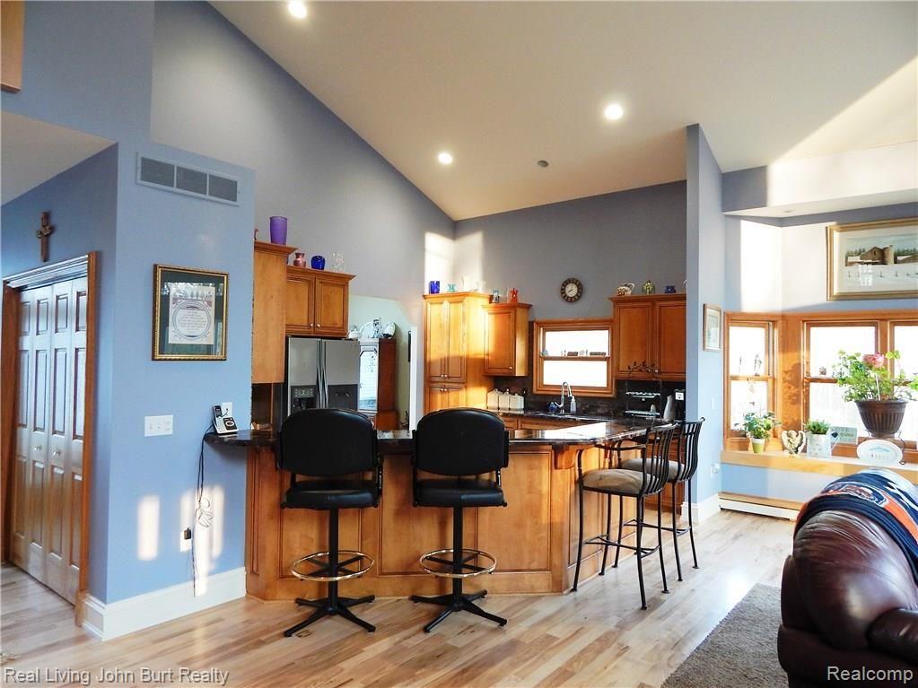 2651 Ray Road Oxford, MI 48370 - Photo 6 of 10 Open Kitchen. Great for Entertaining