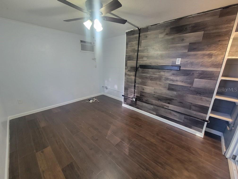 1415 Wickham Lane Holiday, FL 34691 - Photo 14 of 17