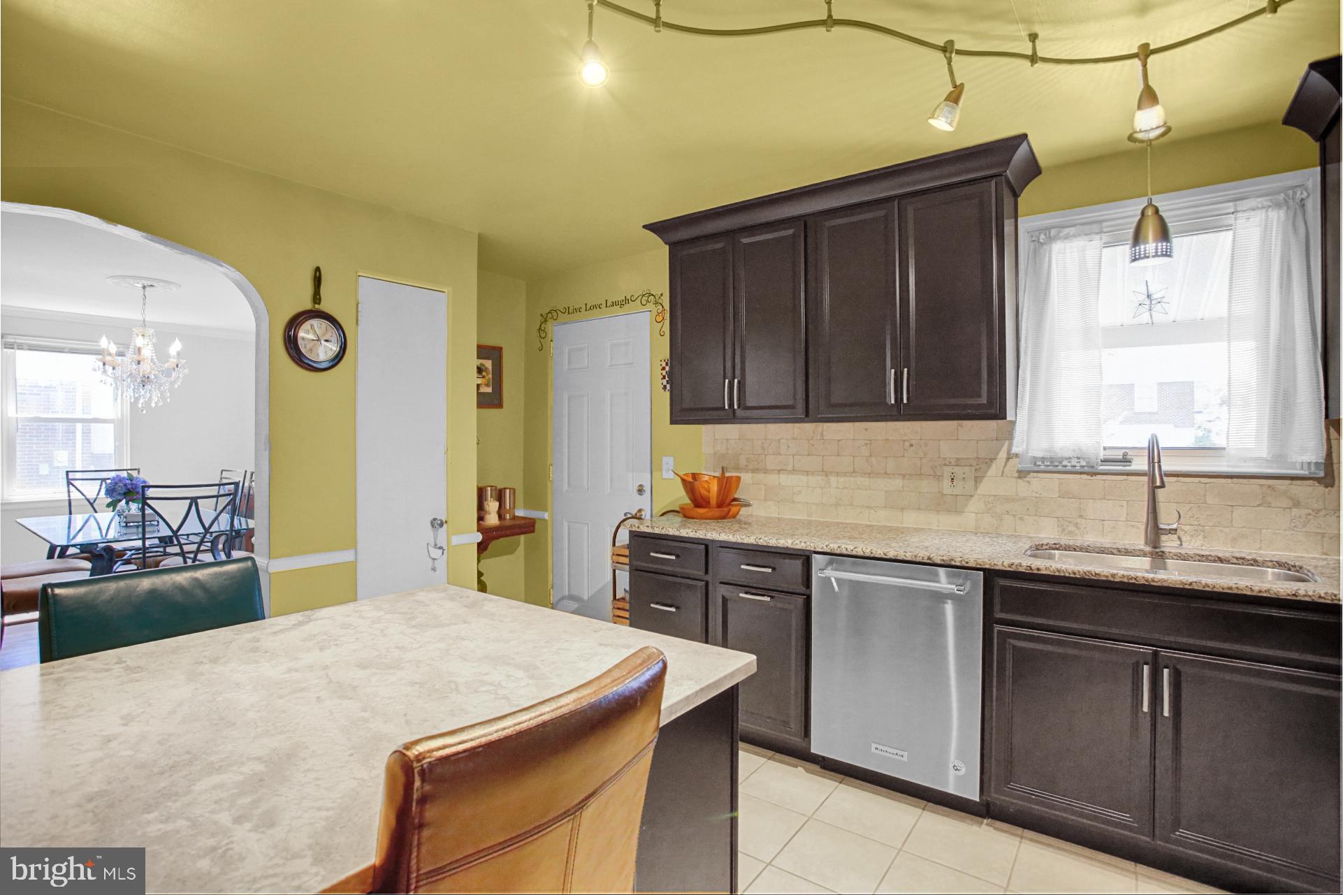 2 Valley Road Reading, PA 19610 - Photo 11 of 27 Gallery Image 11