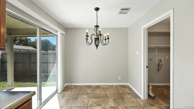 $1,695 | 2137 Dorman Drive, New Braunfels, TX 78130