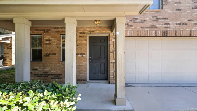 $1,695 | 2137 Dorman Drive, New Braunfels, TX 78130