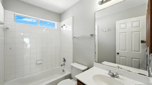 $1,695 | 2137 Dorman Drive, New Braunfels, TX 78130