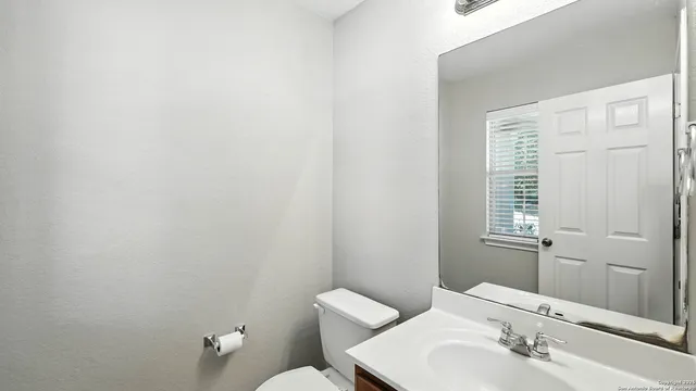 $1,695 | 2137 Dorman Drive, New Braunfels, TX 78130