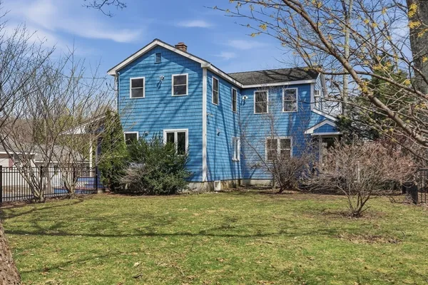 $549,000 | 18 Bergin Lane, Worcester, MA 01602