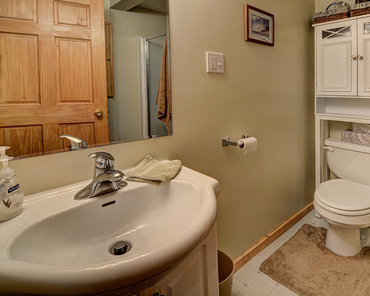 4188 Thunder Lane Rhinelander, WI 54501 - Photo 10 of 50 Gallery Image 10
