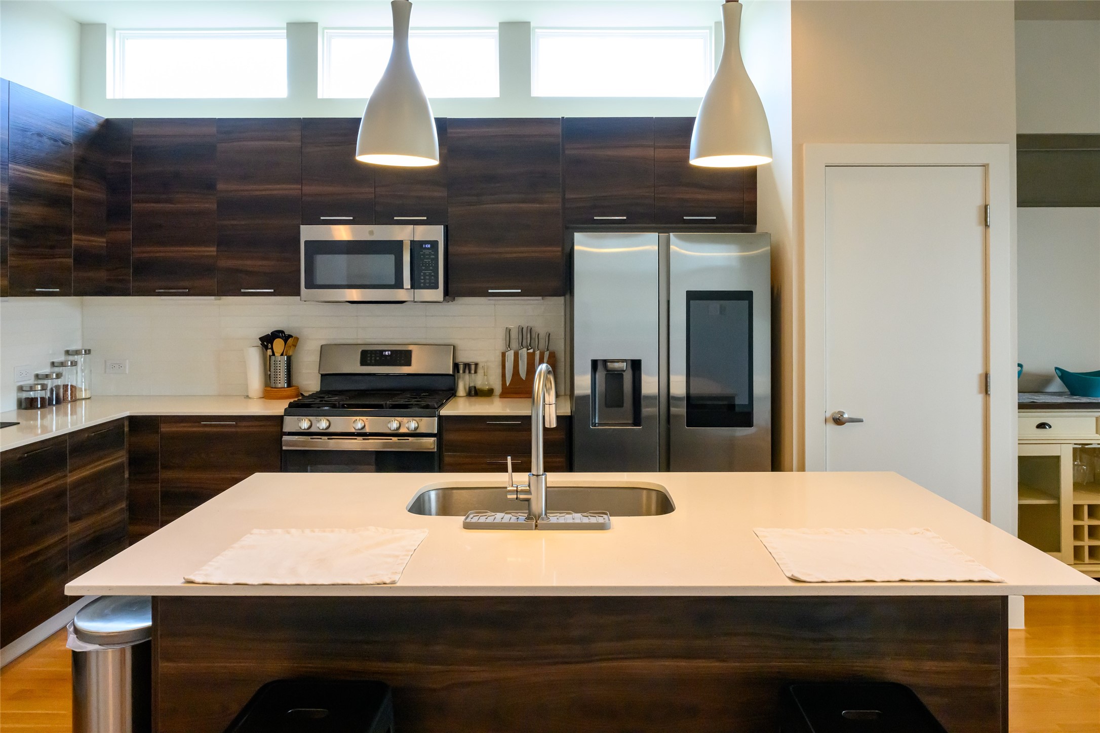 4618 Nichols Street, Unit B Houston, TX 77020 - Photo 14 of 49 Kitchen