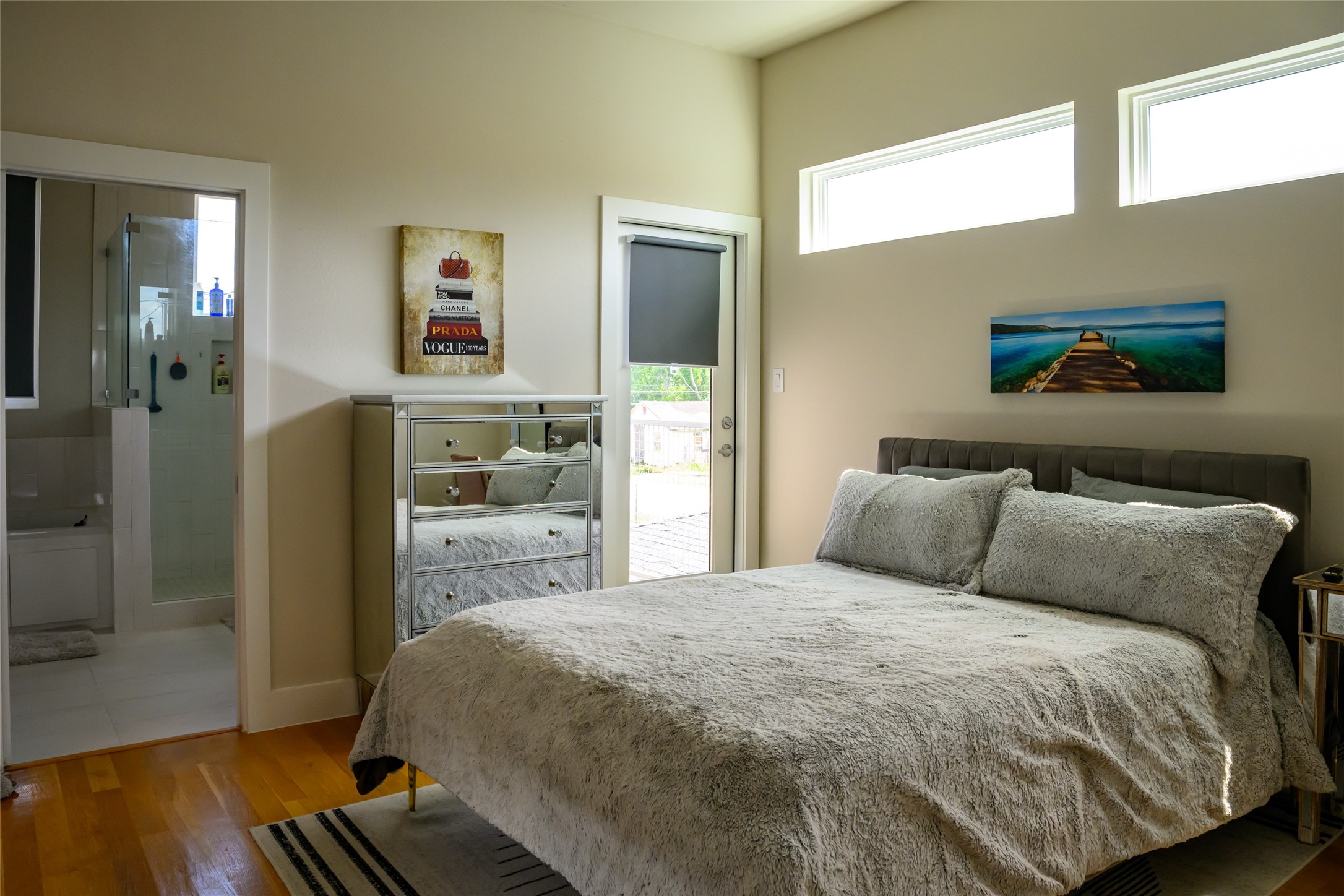 4618 Nichols Street, Unit B Houston, TX 77020 - Photo 27 of 49 Master bedroom