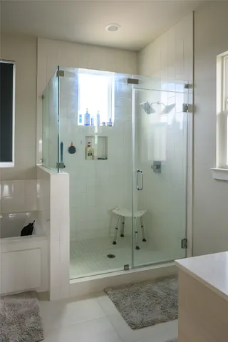 $2,800 | 4618 Nichols Street, Unit B, Houston, TX 77020