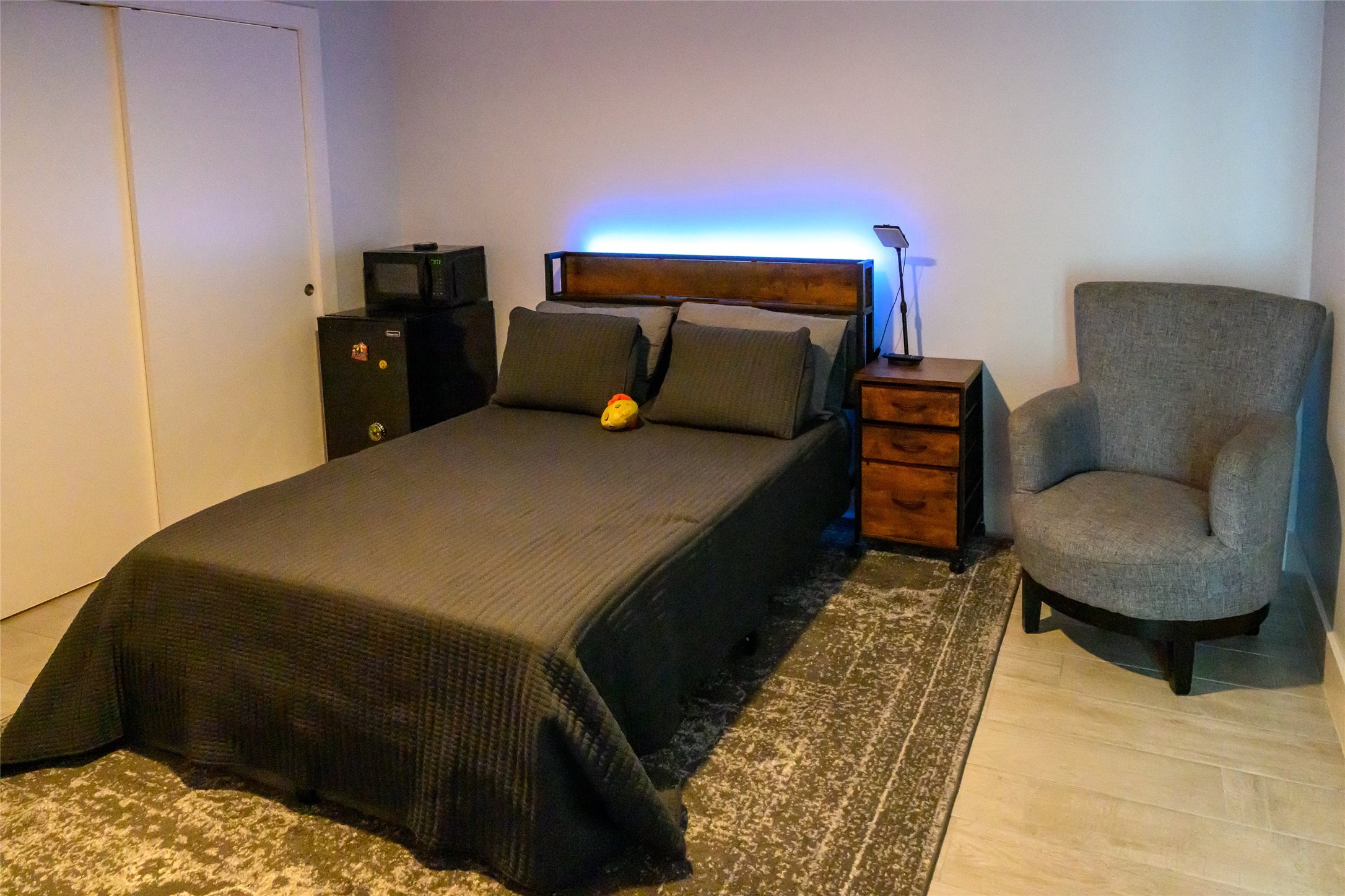 4618 Nichols Street, Unit B Houston, TX 77020 - Photo 40 of 49 Second Bedroom