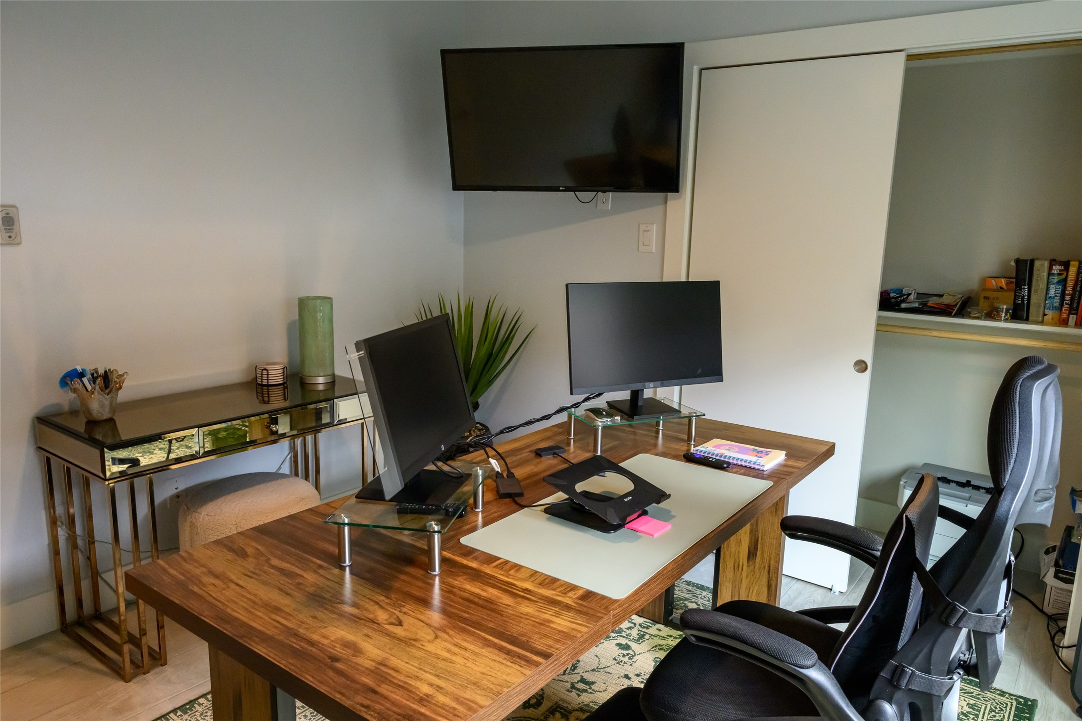 4618 Nichols Street, Unit B Houston, TX 77020 - Photo 41 of 49 Third Bedroom Converted to Home Office