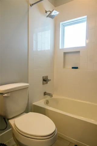 $2,800 | 4618 Nichols Street, Unit B, Houston, TX 77020