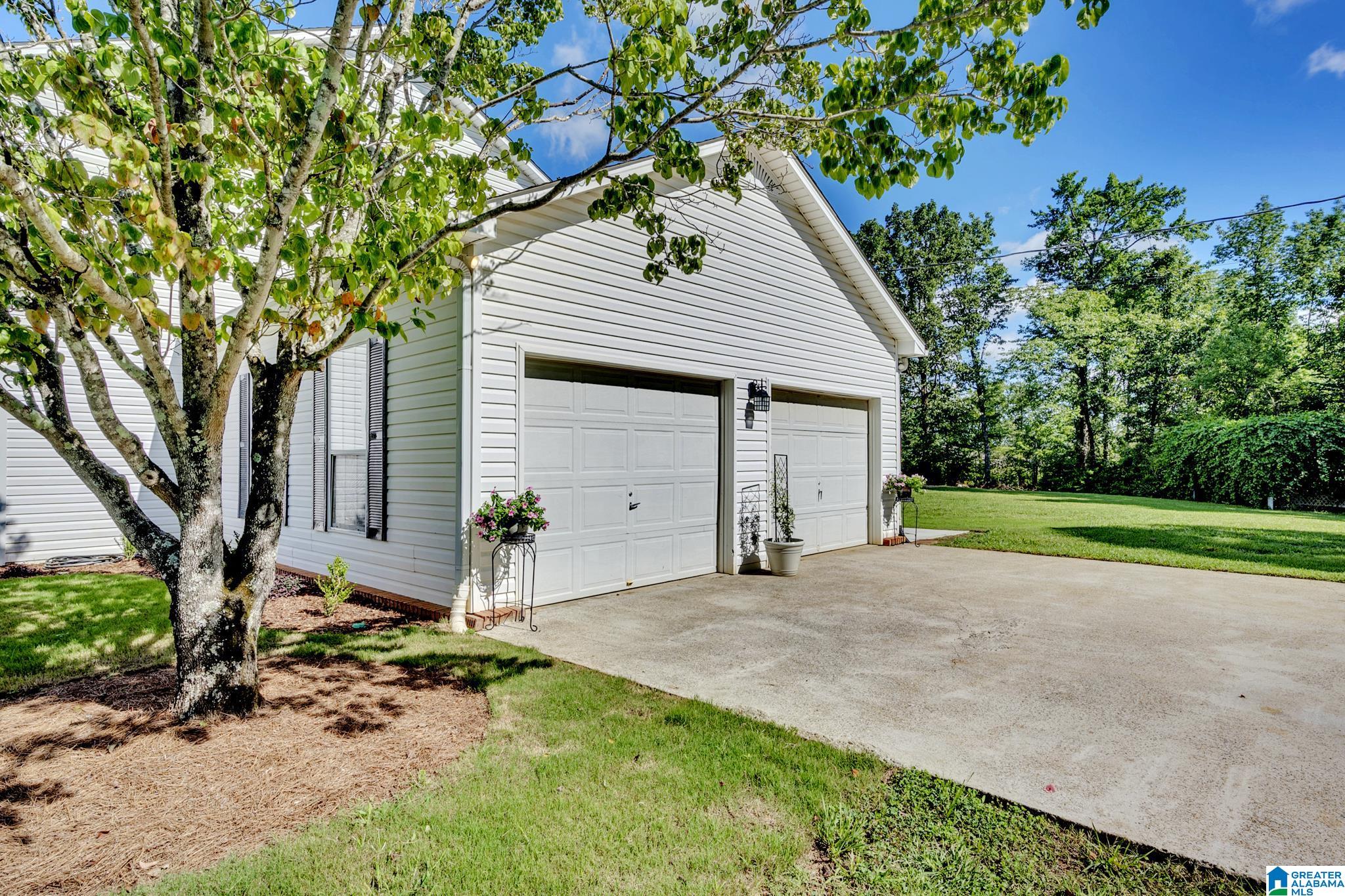 6905 Castle Heights Road Morris, AL 35116 - Photo 4 of 50