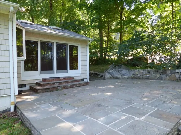 $2,950 | 5 Candlewood Lake Drive, Sherman, CT 06784