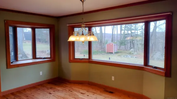 $2,950 | 5 Candlewood Lake Drive, Sherman, CT 06784