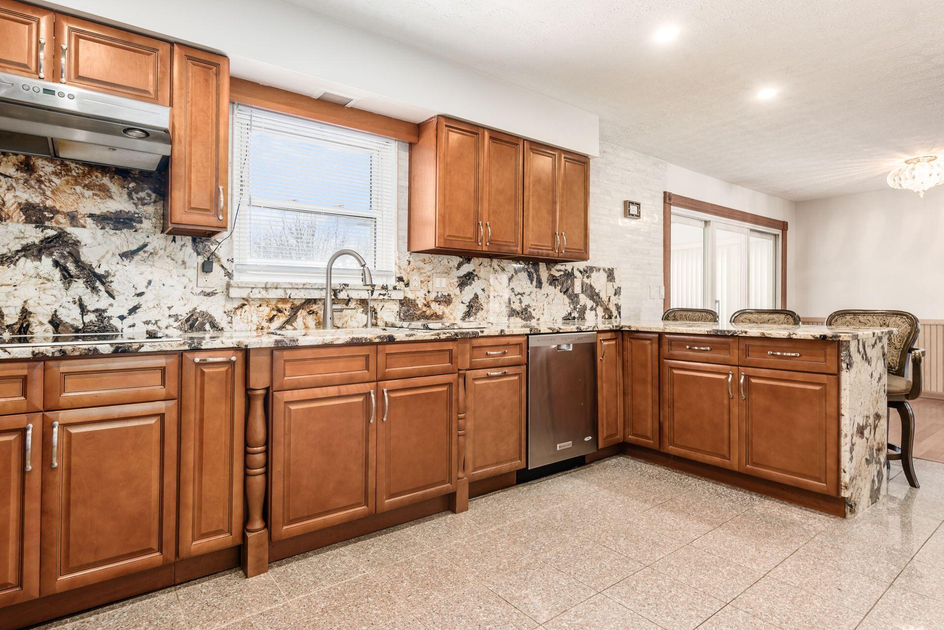 4353 Alkire Road Grove City, OH 43123 - Photo 13 of 32 13