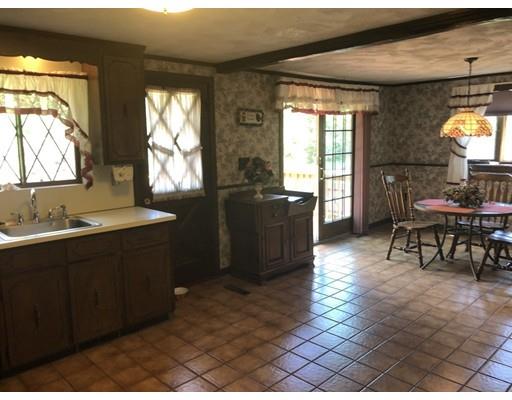 183 Kendall Road Tewksbury, MA 01876 - Photo 8 of 29 Gallery Image 8