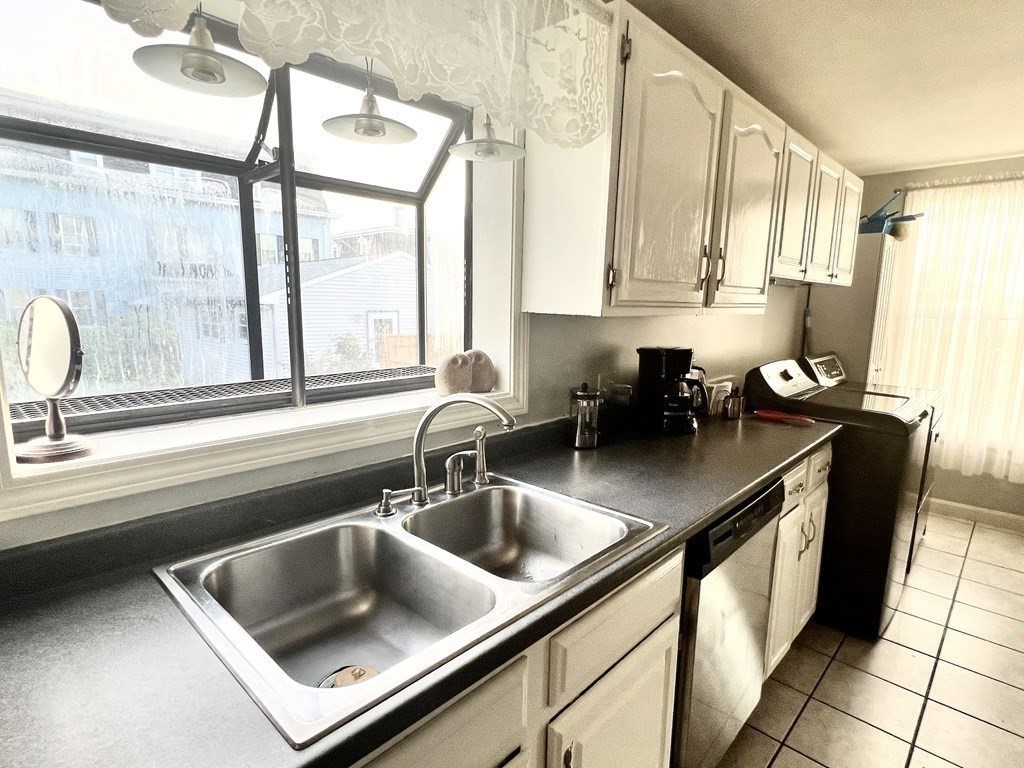 346 Durfee Street, Unit 2 Fall River, MA 02720 - Photo 5 of 29 Gallery Image 5