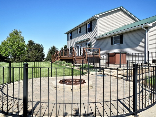847 Lievan Road Dixon, IL 61021 - Photo 26 of 33