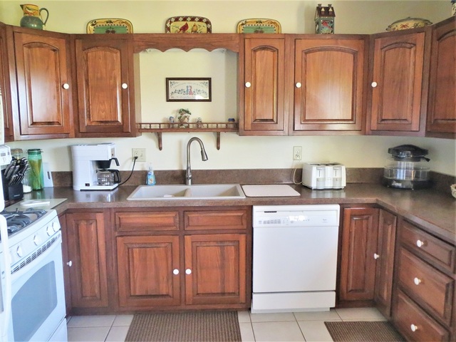 847 Lievan Road Dixon, IL 61021 - Photo 4 of 33