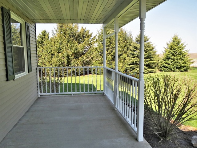 847 Lievan Road Dixon, IL 61021 - Photo 33 of 33