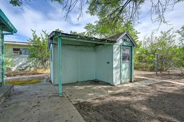 $420,000 | 516 Acacia Avenue, Manteca, CA 95336