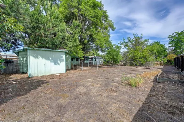 $420,000 | 516 Acacia Avenue, Manteca, CA 95336