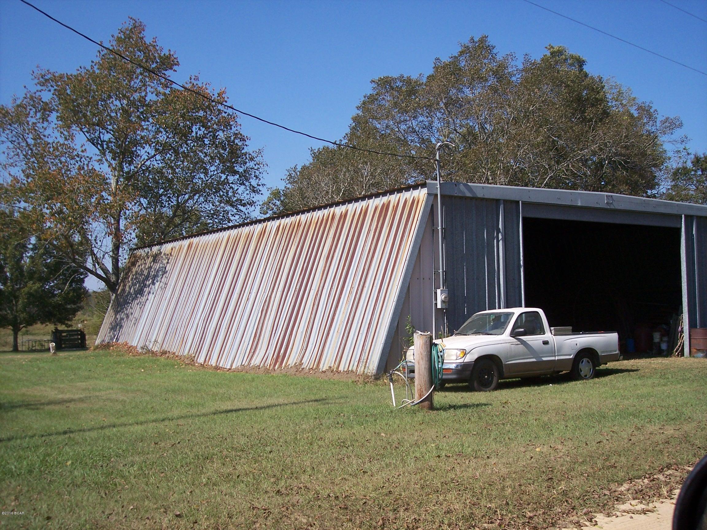 1251 Bunker Road Graceville, FL 32440 - Photo 6 of 8 Gallery Image 6