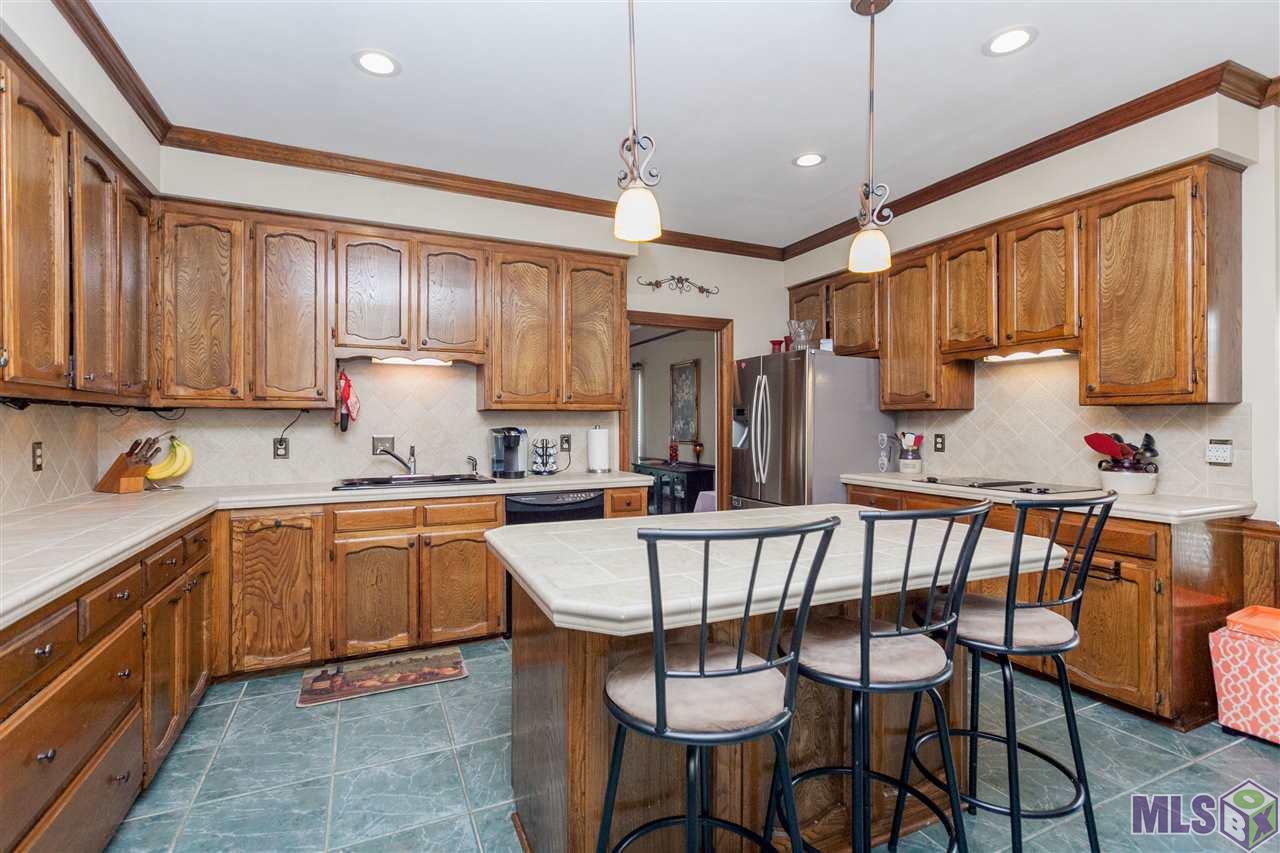 12337 Schlayer Avenue Baton Rouge, LA 70816 - Photo 7 of 28 Gallery Image 7
