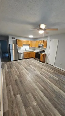 $895 | 216 West Avenue, Unit A, Harahan, LA 70123