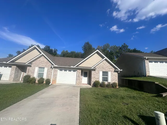 $289,900 | 3344 Cummins Lane, Knoxville, TN 37921